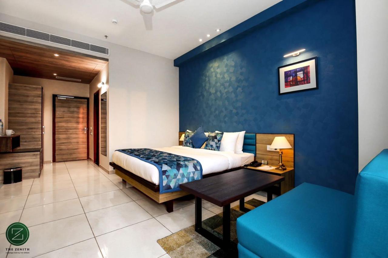 The Zenith - A Boutique Hotel By Hot Millions Mohali Exterior photo